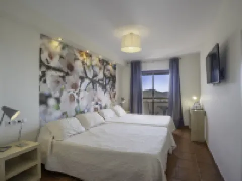 HOTEL Y BUNGALOWS BALCON DE CÓMPETA Hoteles en Cómpeta