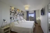 Hotel y Bungalows Balcón de Competa Hotels in Competa