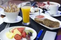 Gran Hotel Albacete - Aamiainen