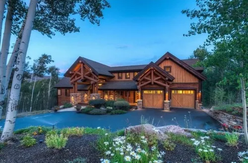 Good Elevations on Two S Drive 5 Bedroom Home by RedAwning