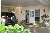 Pioneer Motel Goondiwindi - parking
