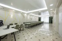 Iris Hotel