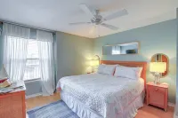 Beach and Pool Access at Condo on Cedar Key!