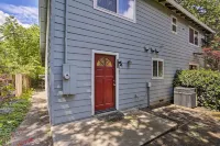 Spacious Downtown Chico Home ~ Half Mile to Csu! - 3-Sterne
