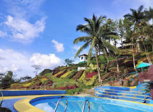 JVR island in the Sky Resort by Hiverooms