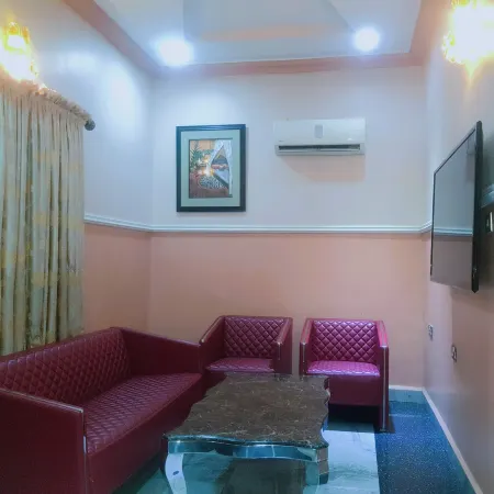 Haven Suites, Ikenegbu
