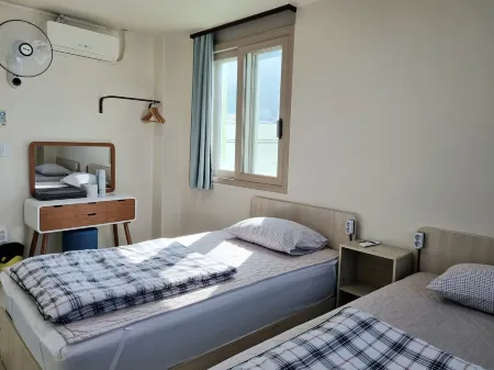 菀島內西亞飯店