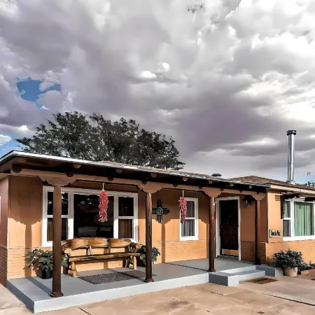 Pet-Friendly Clovis Home Yard, Pergola and Hot Tub