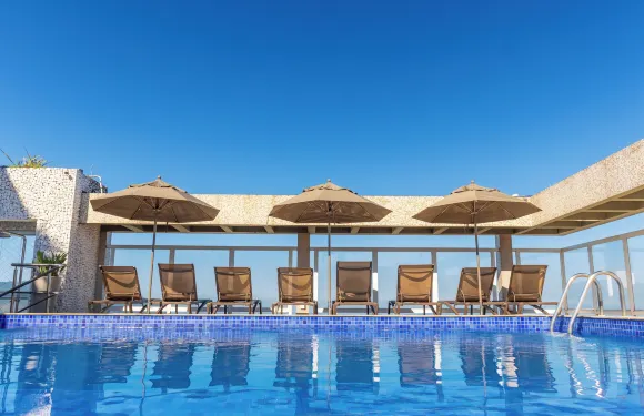 卡斯特羅伊泰帕瓦桑託斯温泉公園酒店