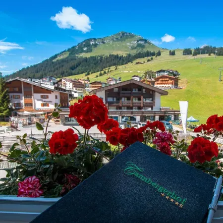 Hotel Tannbergerhof im Zentrum Von Lech