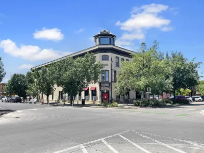Charming Loft with Stunning Views and Modern Style - Inviting Getaway Hotels near Downtown Grand Junction