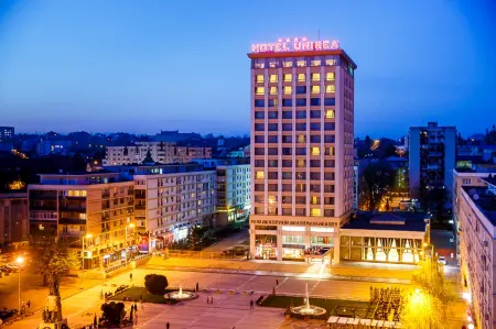 Unirea Hotel & Spa Отели рядом с достопримечательностью «Botanic Garden»