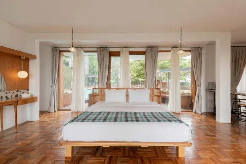 The House Tour Uphill Hotels in Parongpong
