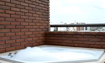 Kube Apartments Express