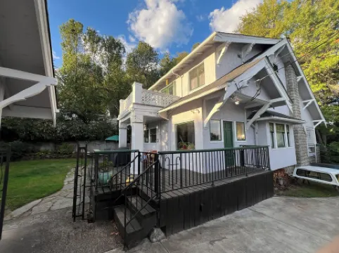 Columbia House - Near UO, Washburne Park & 4 blocks from Hayward Field