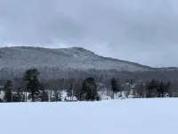 Echo Lake Paradise-Enjoy the views in any season! Hotels in Presque Isle