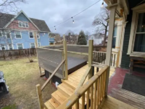 The Gem of Brewers Hill with Hot Tub and Seasonal Pool