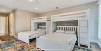 Beautiful New Spacious Townhome w/ Pool, Steps to Beach/Boardwalk, 3 Levels