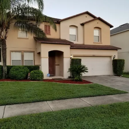 4-bedroom house in cool Clermont with AC, WiFi. Enjoy your stay
