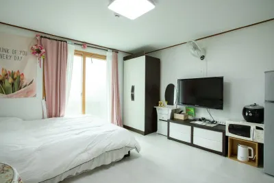 Donghae Sky Sea Pension Hotels in der Nähe von Mangsang Beach
