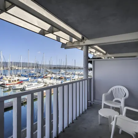 Marina Village Inn