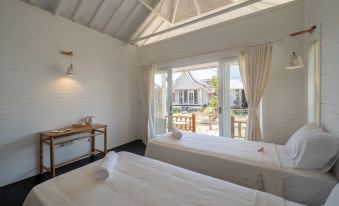 Paus Putih Hotel