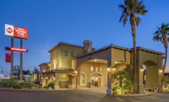 Best Western Plus A Wayfarers Inn and Suites