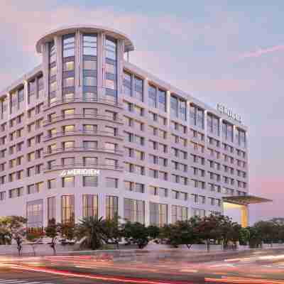 艾哈邁達巴德艾美酒店 Hotel Exterior