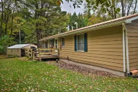 Great Valley Home w/ on-Site Pond, 7 Mi to Skiing! - Homestays