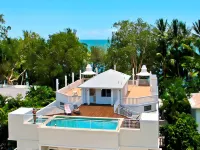 Sarayi Boutique Hotel Hotels near Harry Doyle Pickles winter off leash dog beach