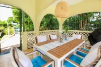 Aqua Bliss 3 Bedroom Home by Bluescape