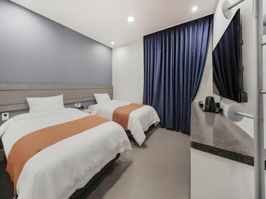 Jeju Sunstay Hotel