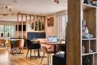 Kyriad les Ulis Hotels in Les Ulis