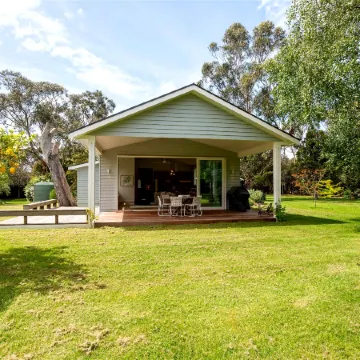 Balnarring Botanical Cottage