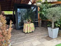 Tiny House de 14m2 Dans Propriété Privée Toute Neuve Dans Riom Hotels in Riom