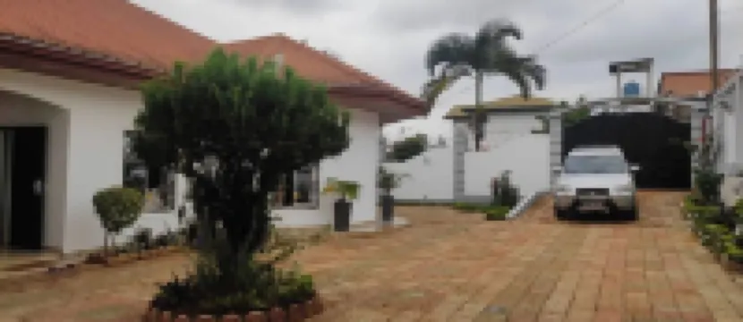 Appartement Moderne Dans un Espace Verdoyant et Calme