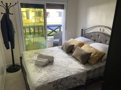 5 minutes to the Beach complex with swimming pool