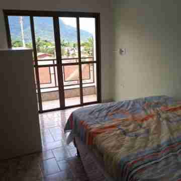 COZY BEACHFRONT PENTHOUSE IN UBATUBA. Rooms
