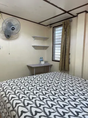 Golf-Sea-City Guest House