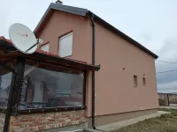 Cozy home next to Vrsac vineyards Các khách sạn ở 