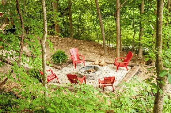 Modern A-Frame-Hot Tub-Gaming Area-EV Charger-10 Minutes to Slade