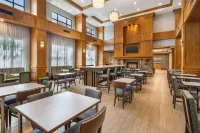 Hampton Inn & Suites Coeur d' Alene - Breakfast