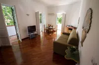2 Bedroom Villa in Palermo
