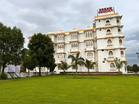 Dreams Resort Udaipur Отели в г. Котра