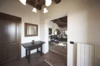 Panoramic apartment with swimming pool and private garden