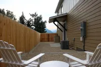 New 3BR w/ Garage, 1 Mile from Downtown