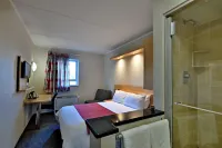 Road Lodge Carnival City Hotels in 