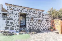 Sombrero de Pico B, El Paso, with shared pool Hotels in El Paso