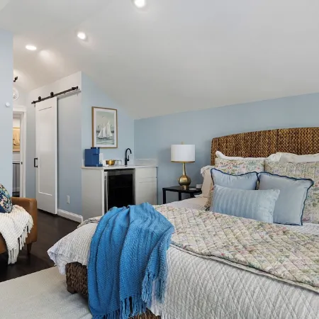 Luxury 2-bedroom house with Water views, Chesapeake City
