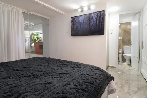 Unique apartment with jacuzzi, close to German colony